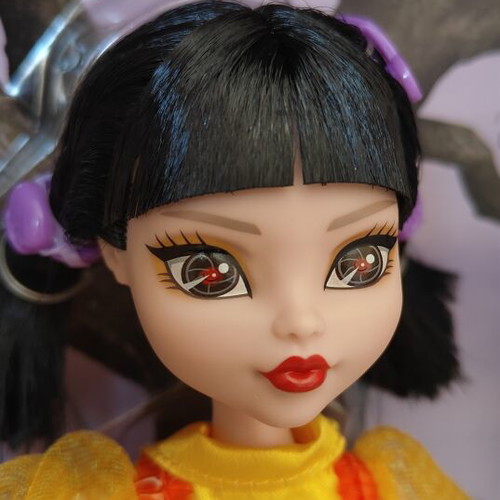Monster High Skullector Squid Game Young-hee Doll new in box