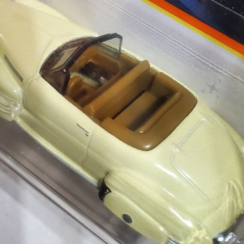 Matchbox 2020 Cadillac diecast car