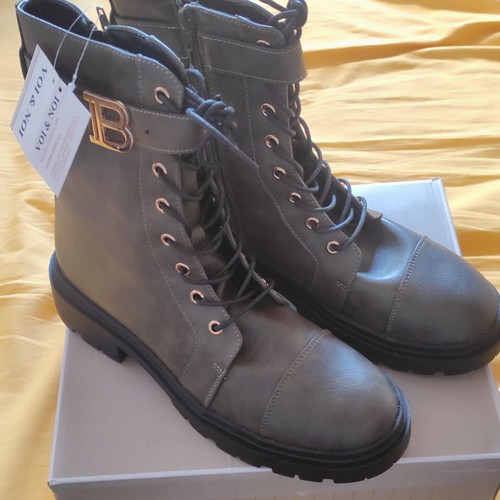 Voi & Noi No41 Khaki Boots new women's with zipper and laces
