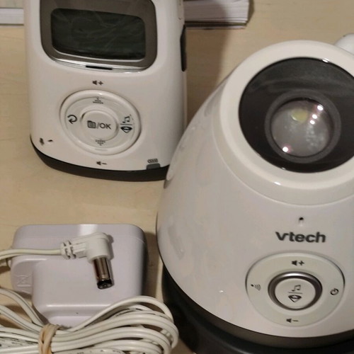 Vtech baby monitor with lullabies and ceiling projections used