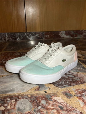 Lacoste γόβες μεταχειρισμένες, μέγεθος 40, άσπρες