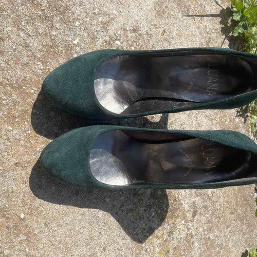 Cypress green pumps with rhinestones used, size 37