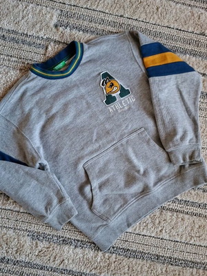 Benetton sweatshirt used, size 140 for boys