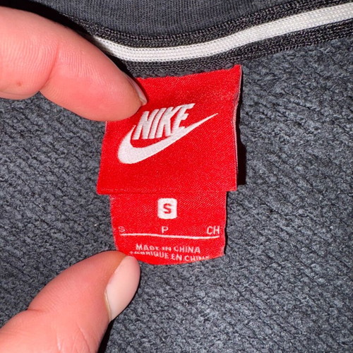 Nike women's authentic jacket new, black