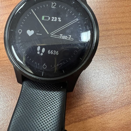 Garmin Vivoactive 4 smartwatch like new, black, fitness features