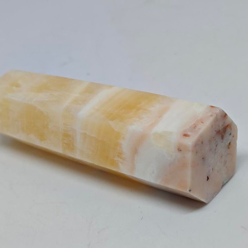 Yellow Calcite Tower 6.5cm like new