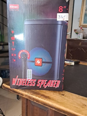 KBroad KTS-1279 wireless speaker with microphone used in good condition