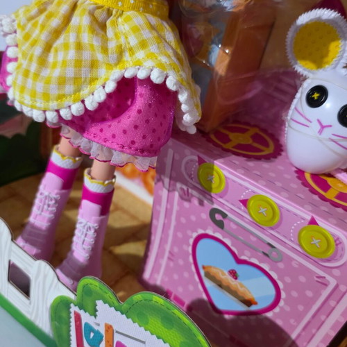 Lalaloopsy MGA Entertainment Crumbs Sugar Cookie Doll 33cm with Pet Mouse new