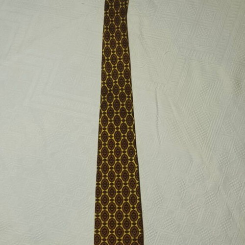Silk tie like new, gold color