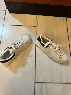 Παπούτσια Alexander McQueen αθλητικά μεταχειρισμένα, άσπρα, μέγεθος 44
