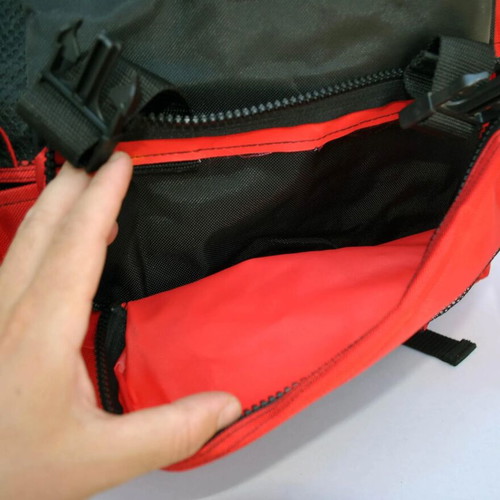 Vintage Marlboro Adventure Team backpack like new, black and red