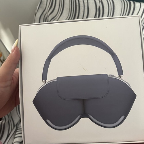 AirPods Max box and case like new, without headphones