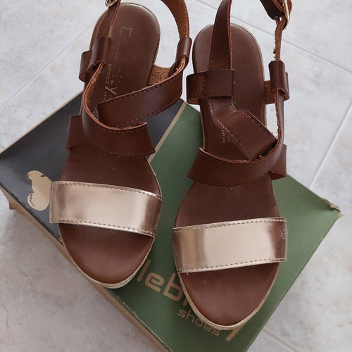 Celebrity platform sandals like new, size 38, brown with gold detail