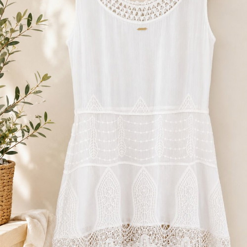 Doca white cotton beach dress like new with lace details