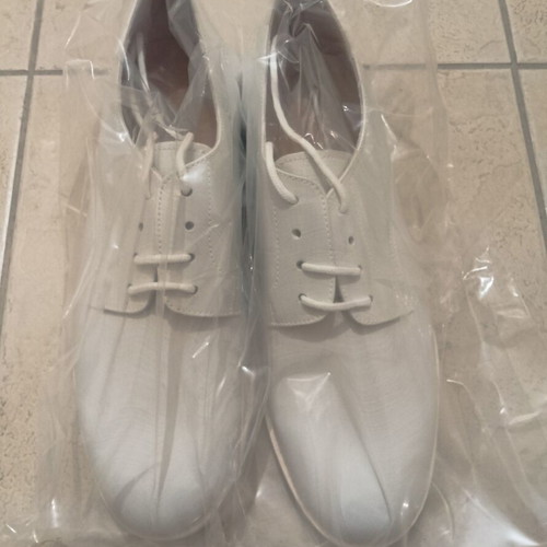 White leather shoes pair size 44