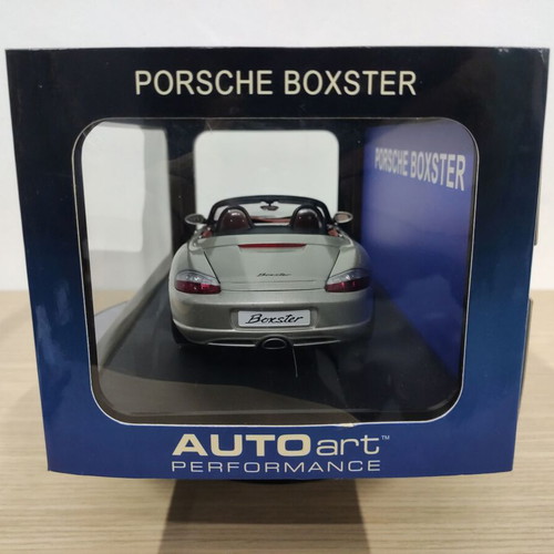 Autoart Porsche Boxster Cabrio model car scale 1:18 new