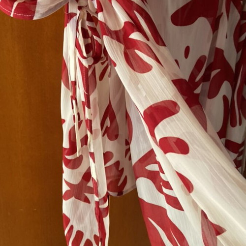 Women's kaftan H&M like new, sizes M L, white and red