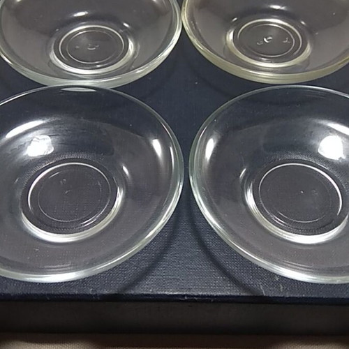 Glass plate set of 6 diameter 10 cm like new