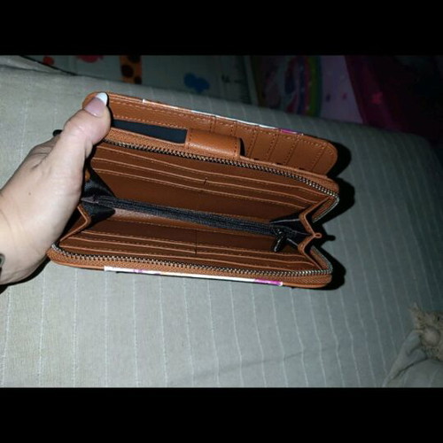 Bag to Bag wallet brown and multicolor new with floral pattern