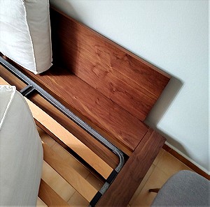 Κρεβάτι διπλό μεγάλο ξύλινο