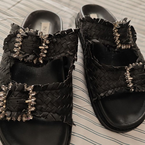 Inuovo women's leather flat sandals like new, black, size 39