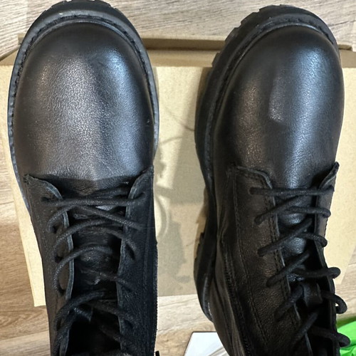 Zara leather ankle boots size 37, black