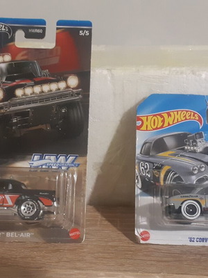Hot Wheels classic American cars custom edition pack of 2, new