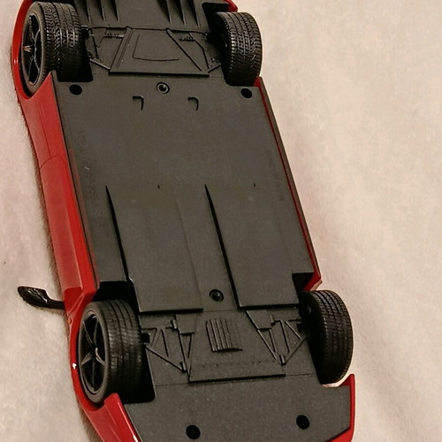 Ferrari 458 Italia 1/18 red sealed body new