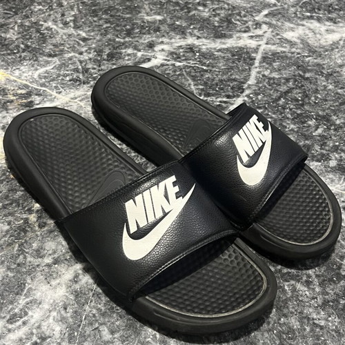 Nike slides size 46, black and white