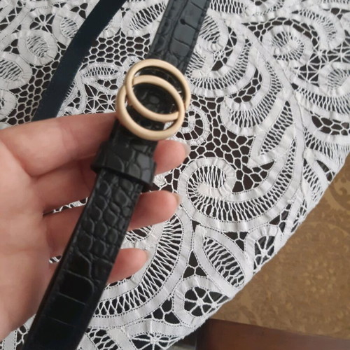 Leather belt with croco pattern like new, black