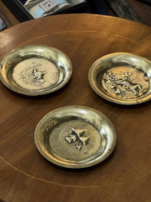 Vintage copper plates used, set of 3, 11cm