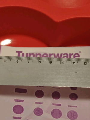 Tupperware Heart Silicone Mold new
