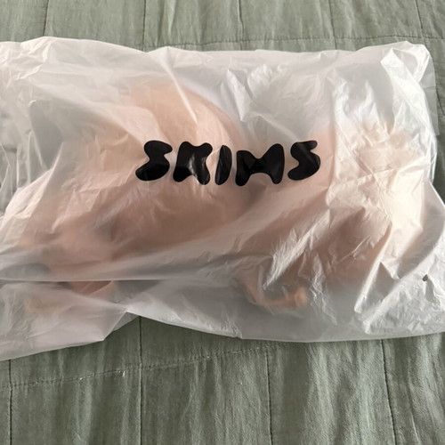 Skims Tear Drop Push Up Bra new, beige