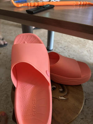 Crocs mule like new, size 40, coral pink