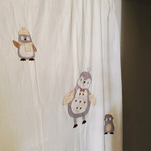 Das Home Kids Curtain with Fuzzy Penguins and Stripes like new
