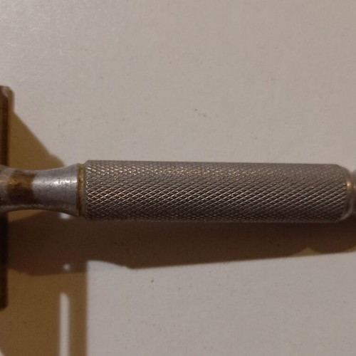 Ξυριστική μηχανή Gillette μεταχειρισμένη με 3 σφραγισμένα κουτιά λεπίδων Silver Gillette