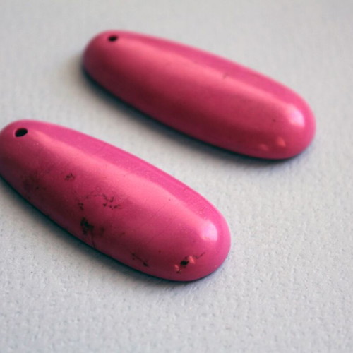 Cabochon Chalk Turquoise set of 2, fuchsia painted, new