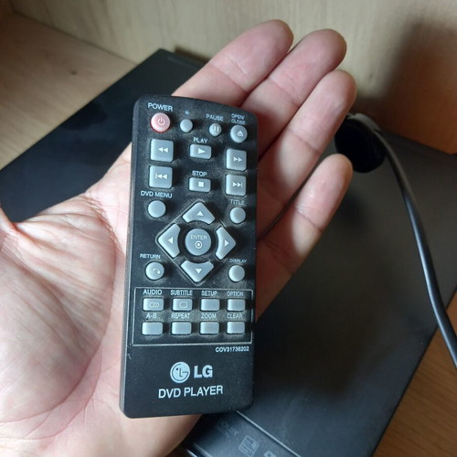 LG DVD player with manual and remote control, like new, Region 2