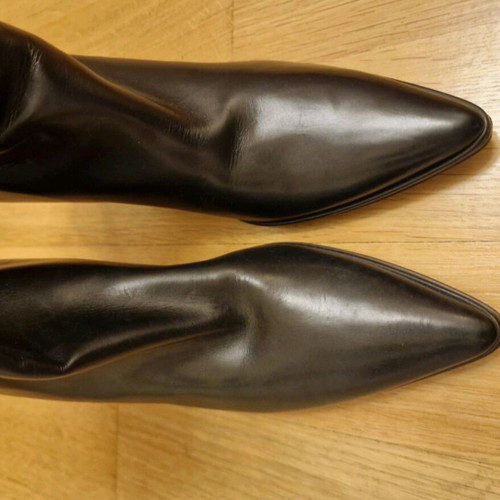 Helmut Lang leather black ankle boot like new