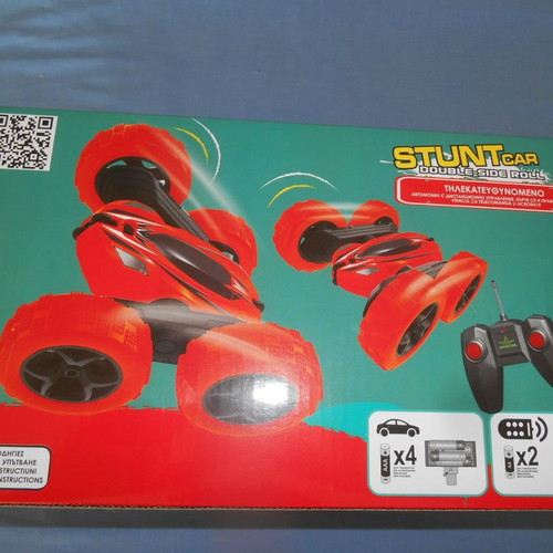 Remote Control Stunt Car new with 360º rotation