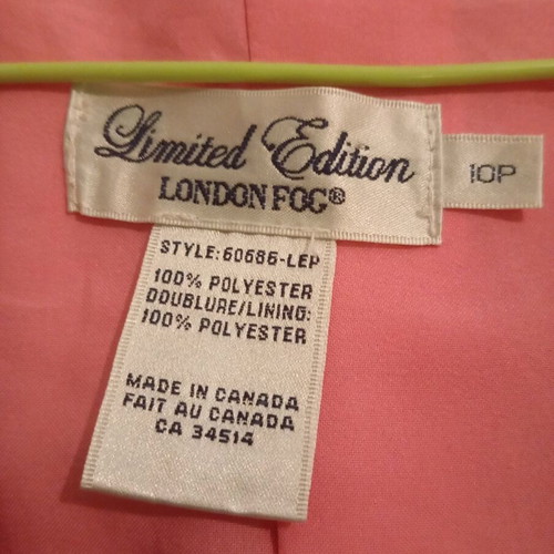 London Fog pink quilted vest medium like new