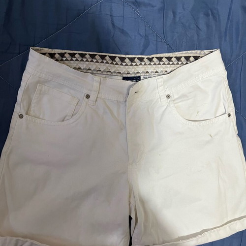 White denim shorts like new, size large