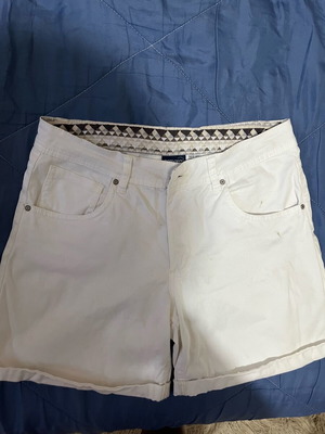 White denim shorts like new, size large