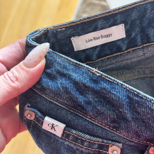 Calvin Klein Low Rise Baggy Jeans size M like new, blue