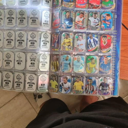 Collectible football and Fortnite albums like new, 2 pieces