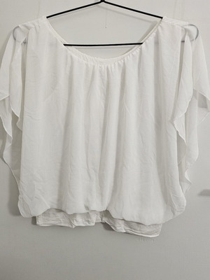 Summer blouse with loose sleeves, like new, white, size S