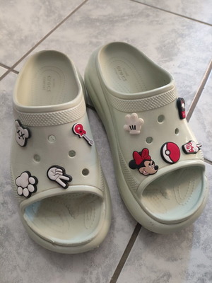 Crocs slippers used, size 40, colorful with charms