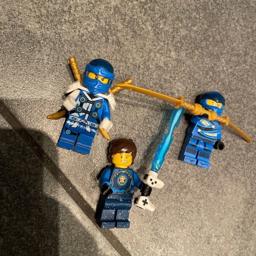 Lego Ninjago Jay like new, 3 figures with gold weapons