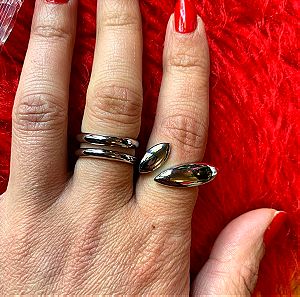 Δύο καινούργια δαχτυλίδια ασημένια Φο μαζί
