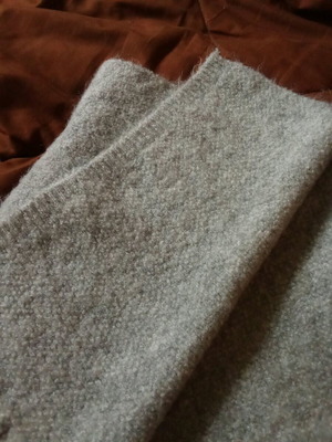 Zara winter scarf unused, gray